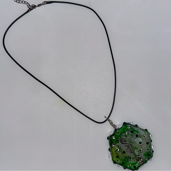 Green & White Silver  Spoon  Dollar Sign Charm Pendant Necklace - Picture 5 of 8